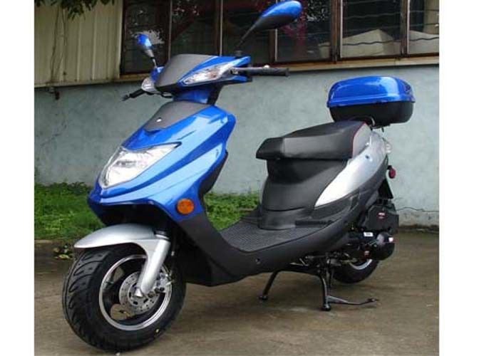 color de aluminio del borde cuatro de motor 125cc de la vespa 4 del cilindro adulto del movimiento 1 con la caja posterior grande