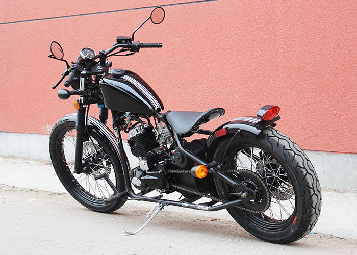 Motocicleta elegante del estilo del Bobber de la forma, motocicleta de 250 Bobber con los equipos de herramienta libres