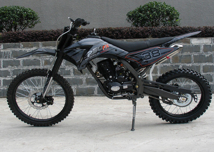 Negro de la motocicleta de la bici de la suciedad del estilo 250cc de Apolo con el tanque de aceite de la transmisión manual 8L