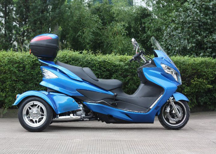 Yamaha reprodujo la vespa 300cc, moto completamente automática de 3 ruedas de 3 ruedas con revés