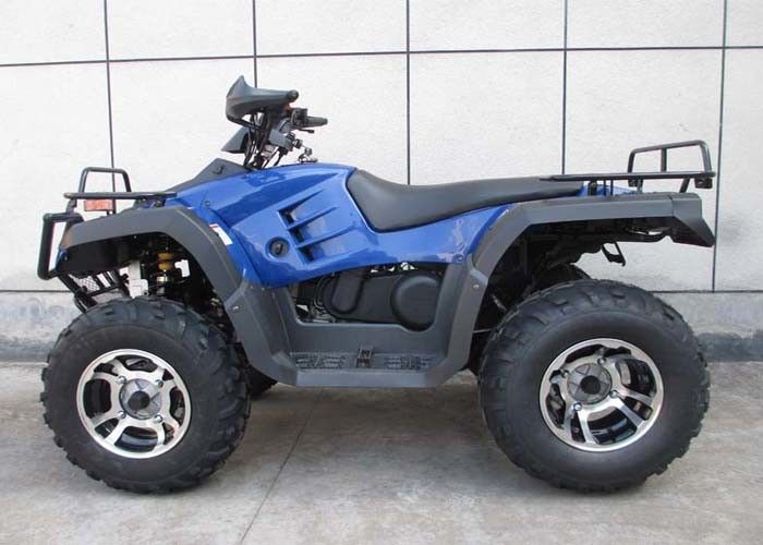 Coches de cuatro ruedas 300cc del deporte de la velocidad rápida, compitiendo con el movimiento de los coches de cuatro ruedas 4 con el motor CVT de los CB