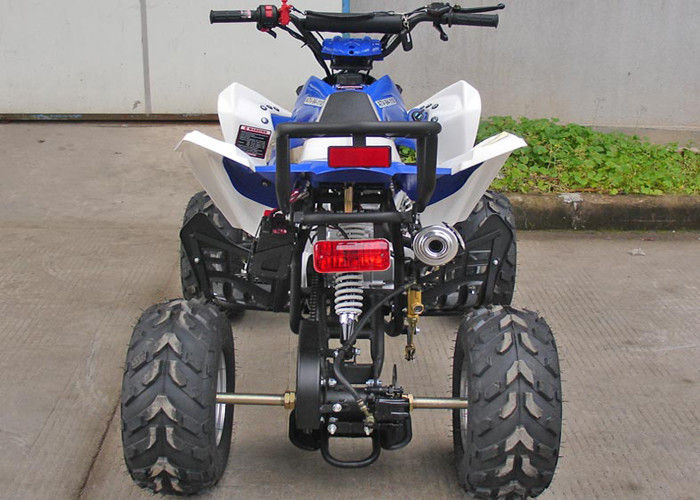 juventud ATV que compite con 7