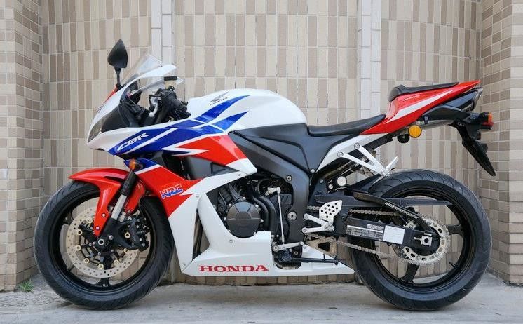 Vespas de motor de Yamaha enfriadas por líquido, motocicleta eléctrica 600cc en línea de cuatro cilindros