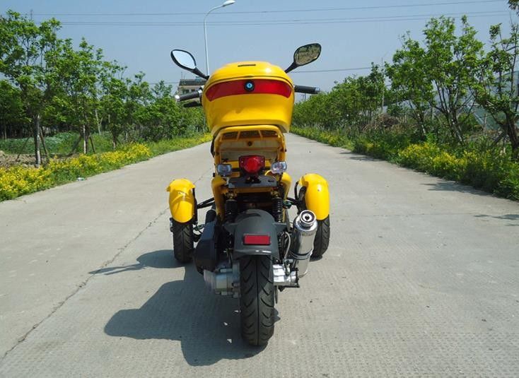 Tipo horizontal tri movimiento de la vespa 4 de Trike de la rueda de la motocicleta 50cc 3 de la rueda