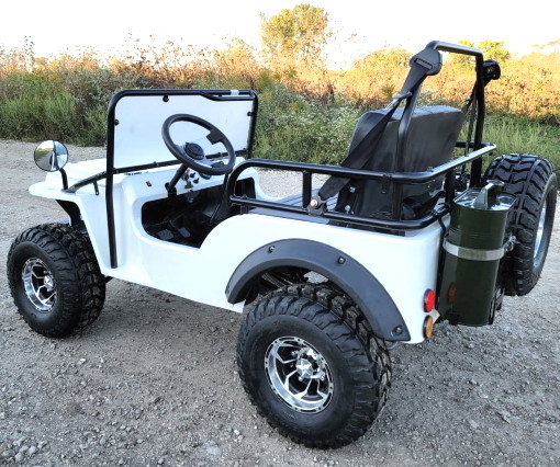 Edición blanca de la ÉLITE de Mini Gas Golf Cart Jeep levantada con los bordes y las llamaradas de encargo de la defensa