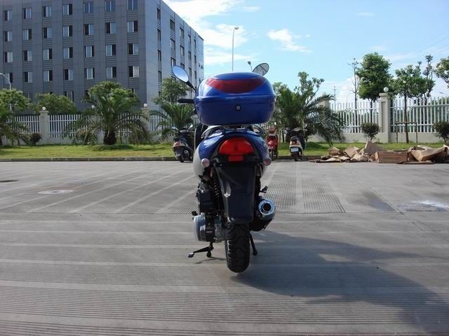 mini vespa 150cc con el motor refrescado aire a presión de Cvt, freno de tambor delantero de la parte posterior del disco