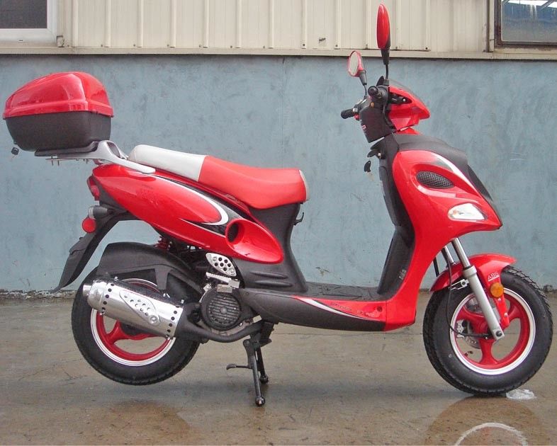 vespa de la rueda 150cc 2 con el motor 12