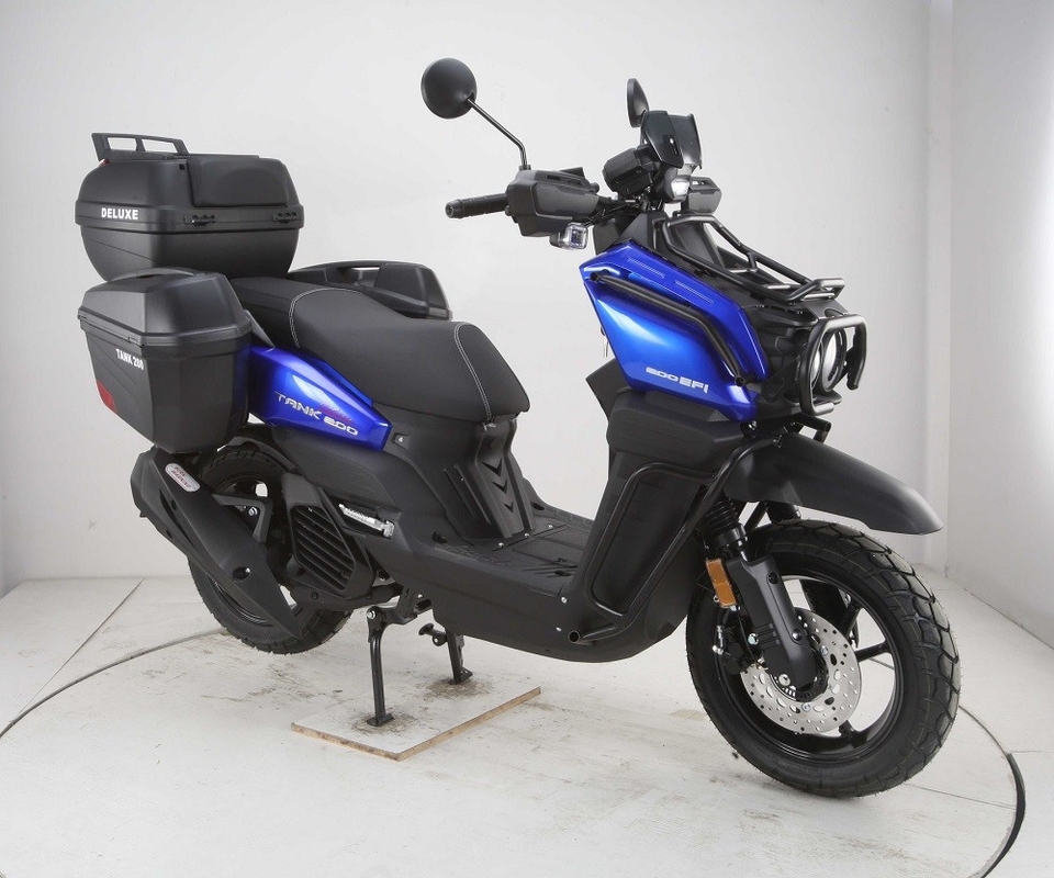 Nuevo Scooter estilo ejército 200 tanque 200 Efi modelo de lujo con neumáticos más grandes y portaequipajes laterales