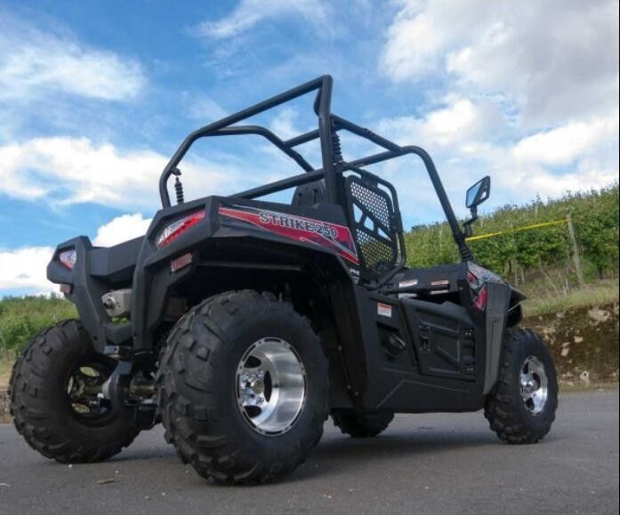 250cc vehículo utilitario de cuatro ruedas de gran tamaño, vehículos utilitarios refrigerados por agua de ATV
