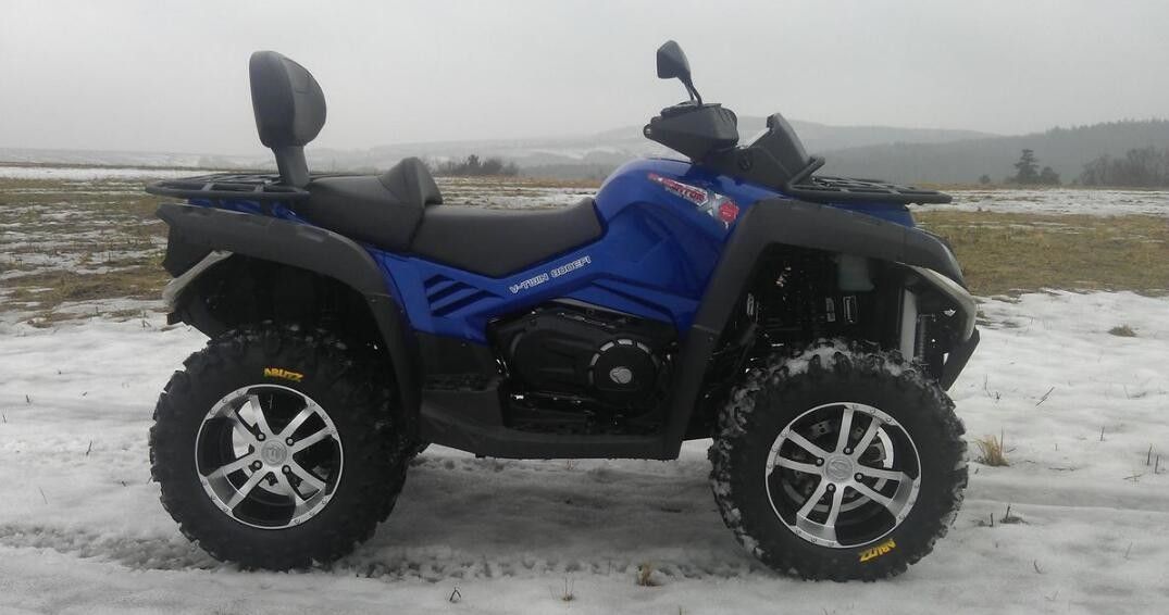 800cc las 4 válvulas V-gemelas 4 frotan ligeramente la utilidad ATV 46kw 6700rpm del deporte con refrigerado por agua